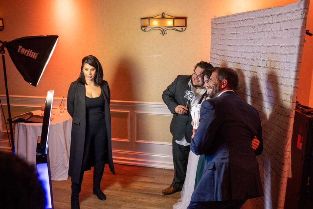 The Easiest Way to a Seamless Event: DJ, Lighting, and Photo—All-in-One!
